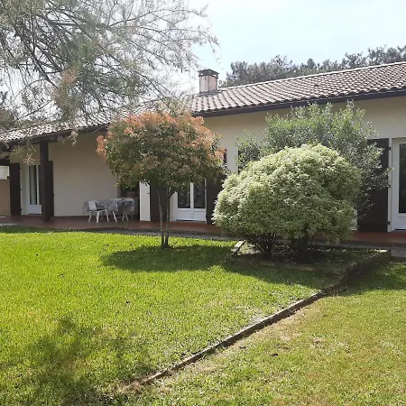 Casa de Férias Maison 4 Avec Jardin Clos, Proche Et Centre, A Vieux-boucau - Fr-1-239-964